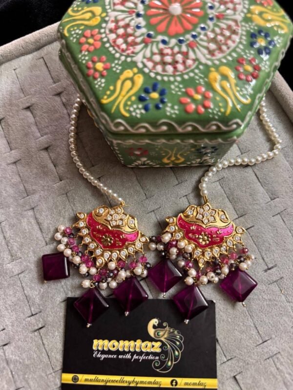 Multani studs