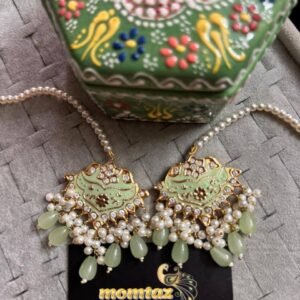 Multani studs
