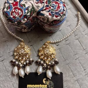 Multani studs