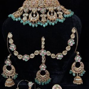 Indian kundan bridal jewelry