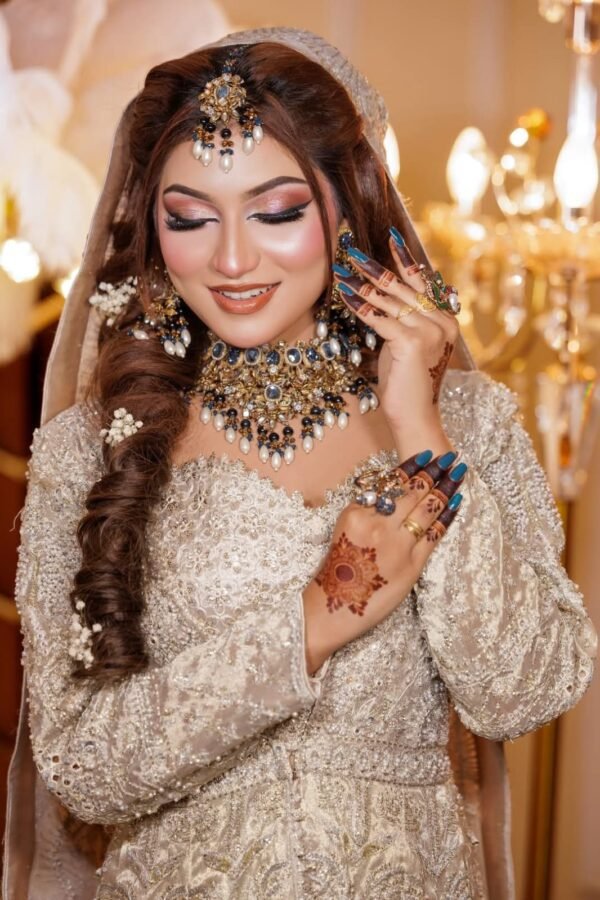 Turkish bridal jewellery - Image 2